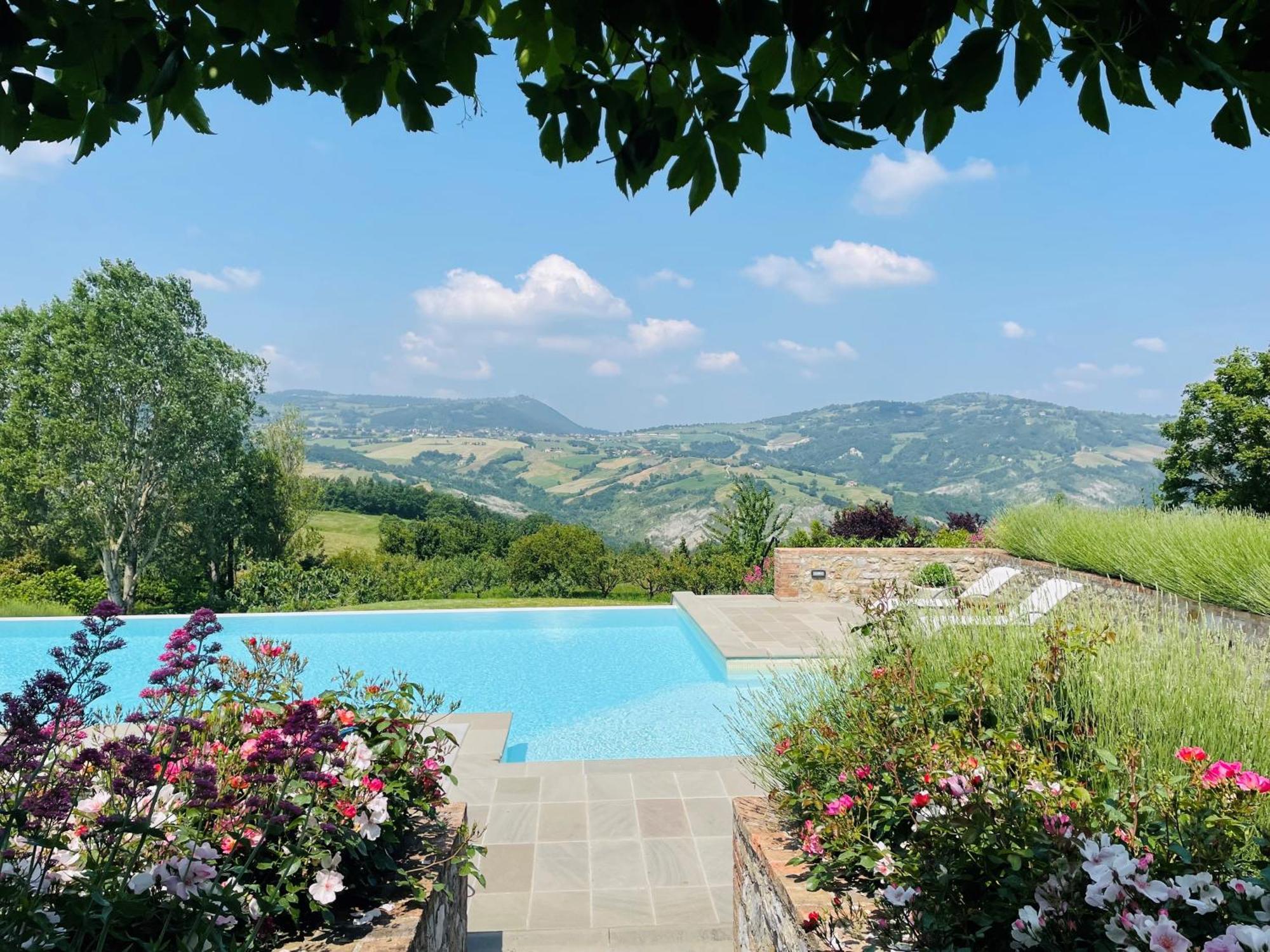 Agriturismo Podere Prasiano Marano sul Panaro Luaran gambar